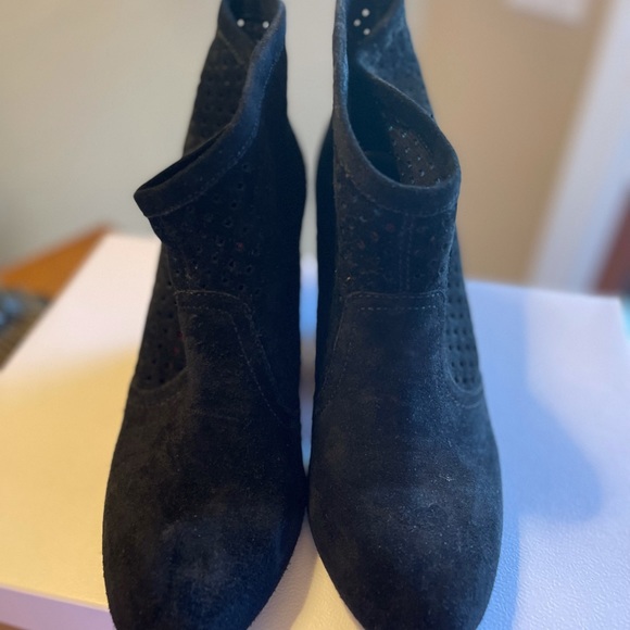 EUC Black booties Jessica Simpson * size 9.5 - Picture 2 of 4